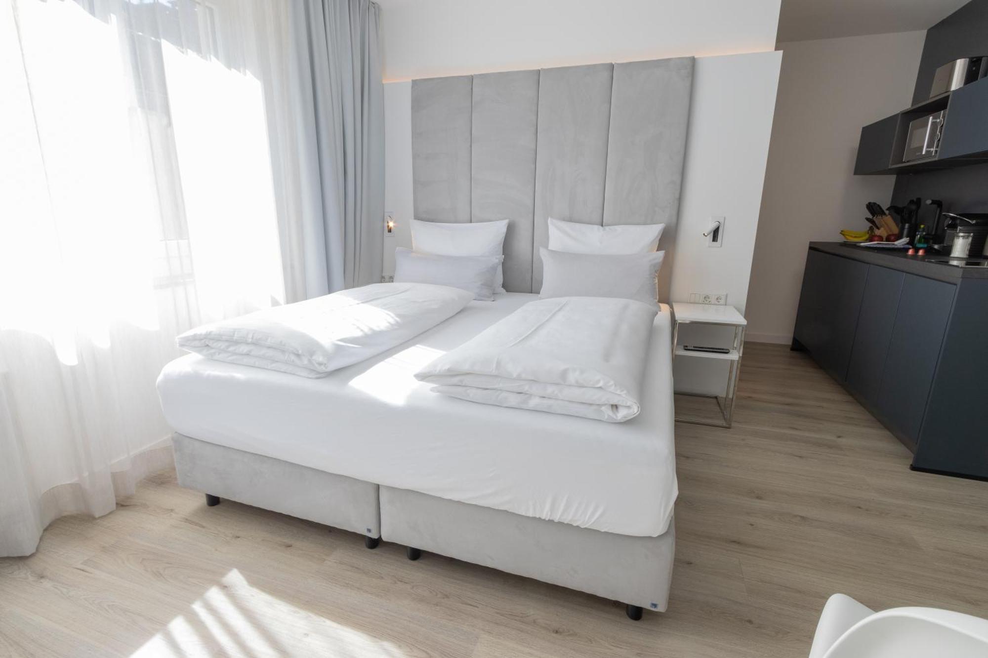 Zzzpace Smart-Hotel 크레펠트 외부 사진